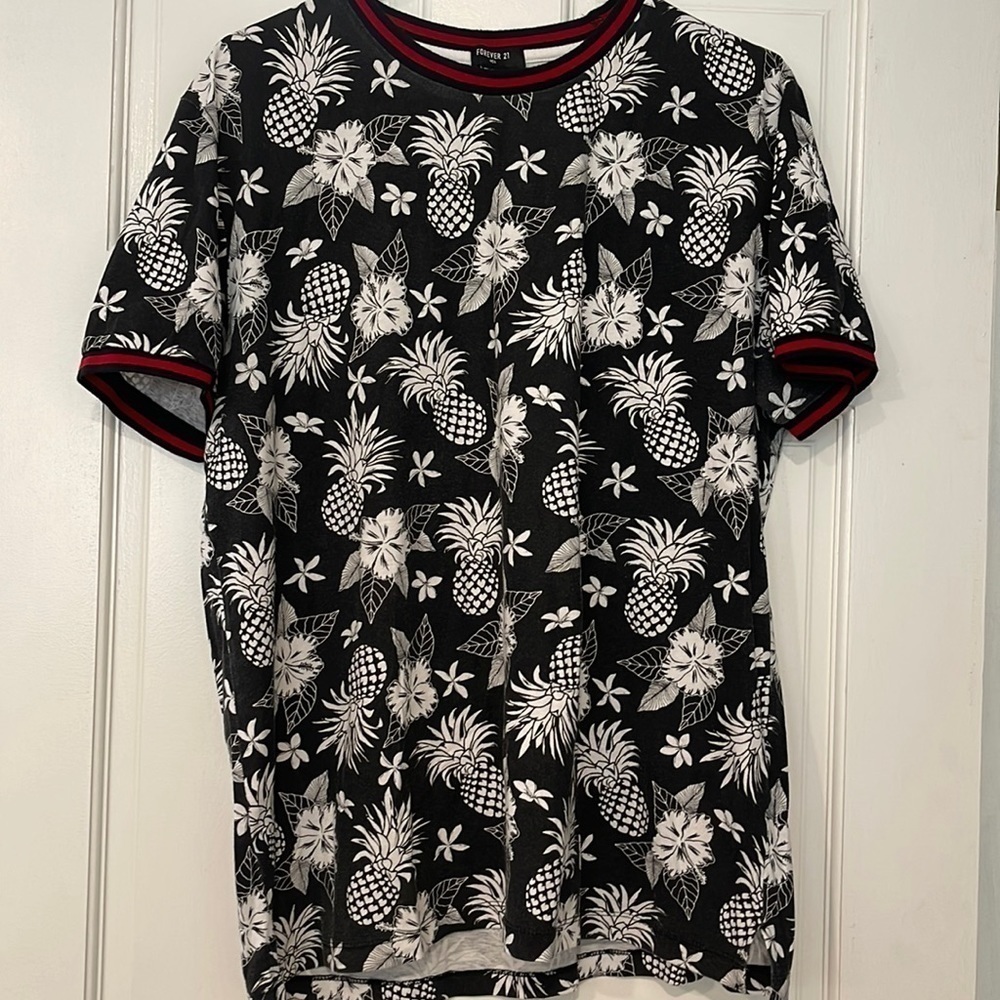 Forever, 21 pineapple floral T-shirt